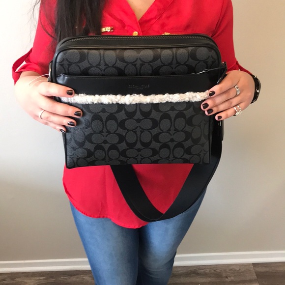 💝NWT- Coach signature canvas Bag - Picture 5 of 7